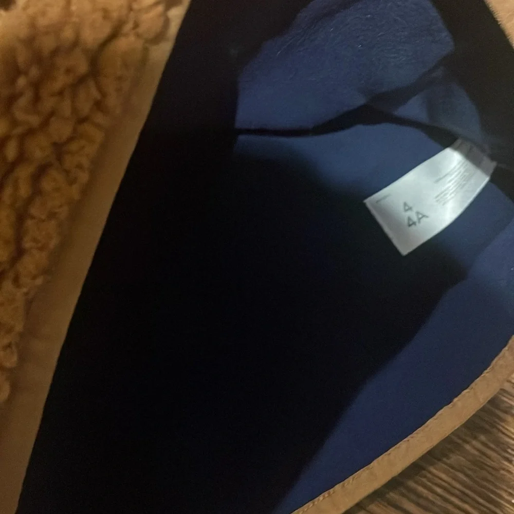 Carter’s chestnut Teddy half zip size 4/4A